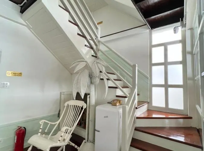 Roomquest Rim Praya Dinsor Road