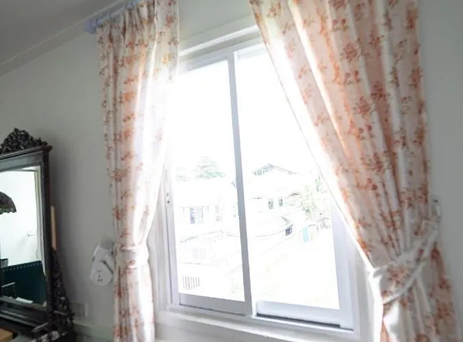 Hotel Roomquest Rim Praya Dinsor Road 3*