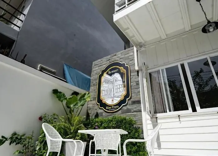 Roomquest Rim Praya Dinsor Road
